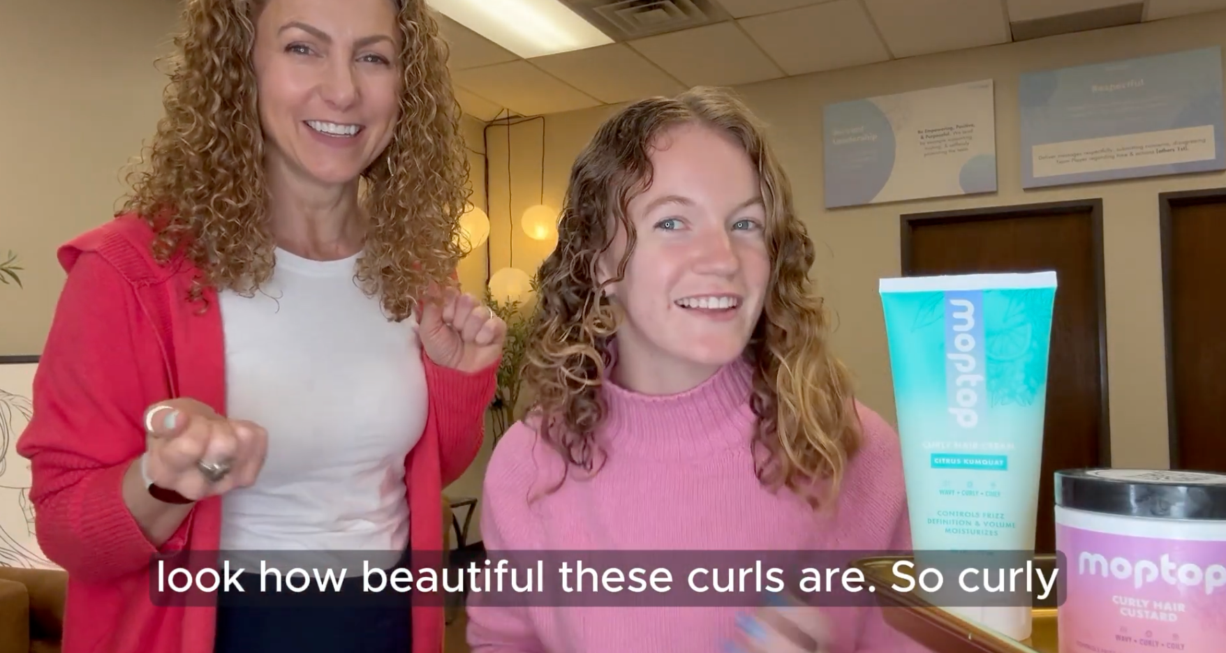 Load video: How to use the curl cream to get beautiful curls